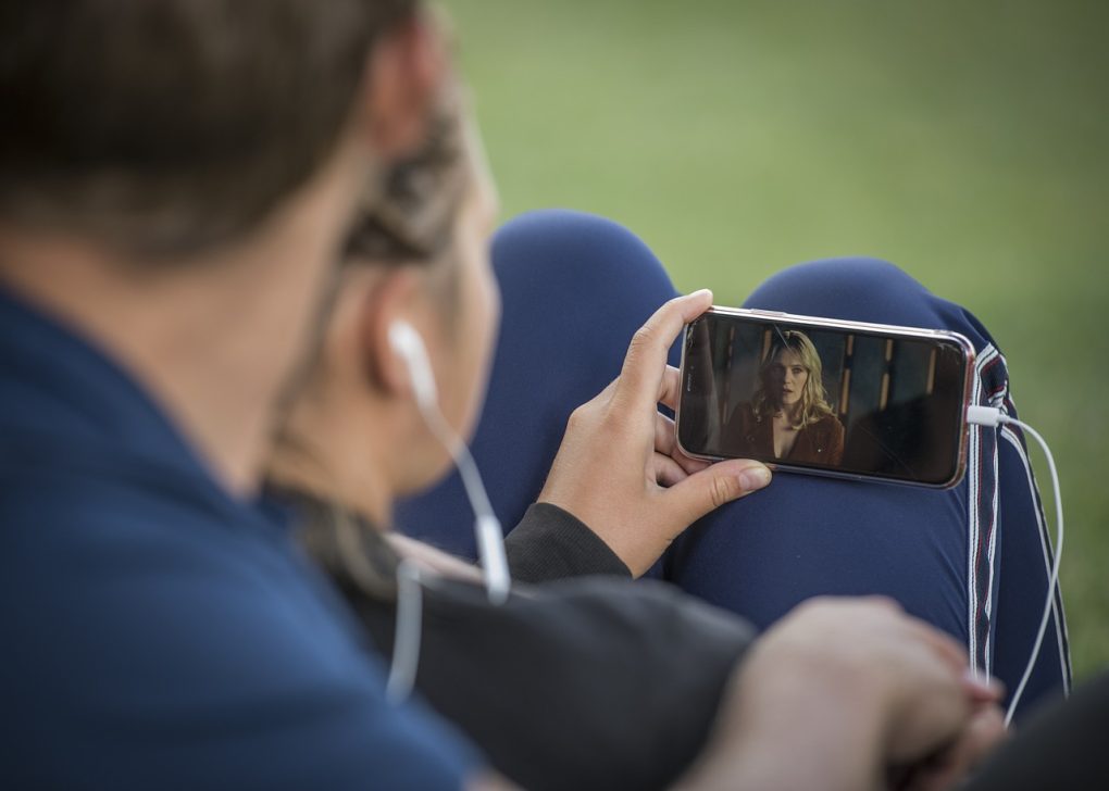 aplikasi nonton film gratis subtitle indonesia di android