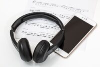 Cara Menggunakan Headset Bluetooth untuk Telepon