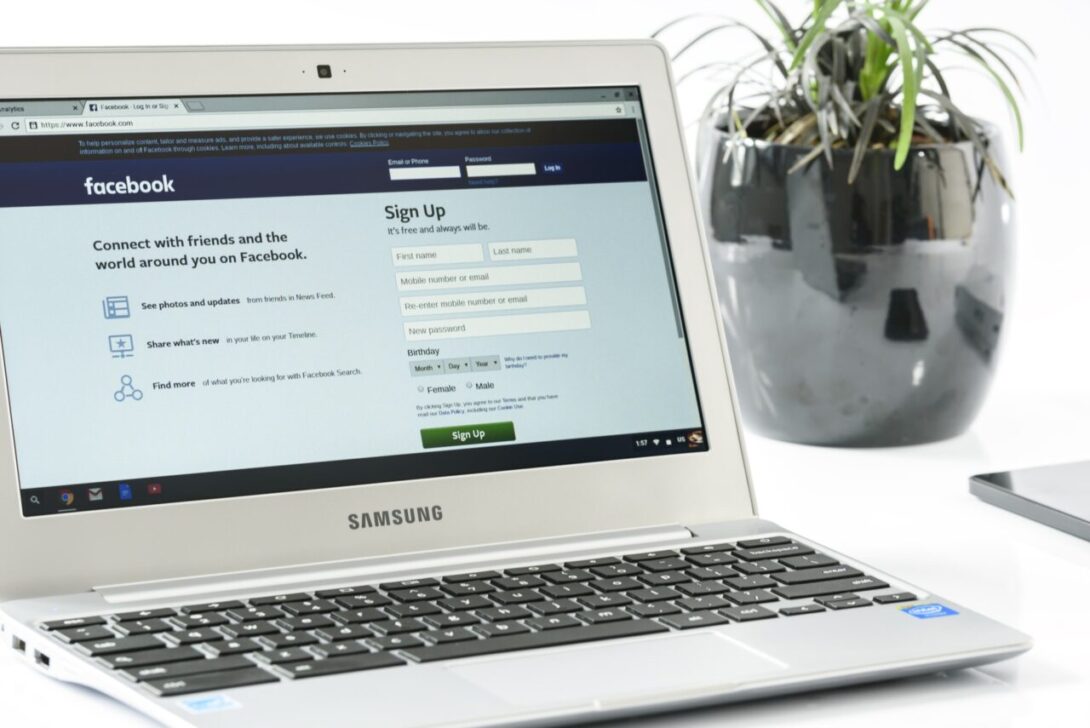 login tidak disetujui facebook